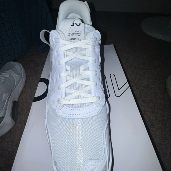Nike Air 270 White and Cream Sneakers - Picture 5 of 6